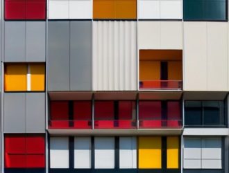 Эффективная отделка фасада: секреты использования пластиковых панелей