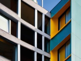 Эффективное утепление фасада из газобетона: ключ к комфортному и экономичному жилью