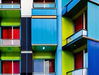 Эффективное утепление фасадов: преимущества и технологии фасадных термопанелей