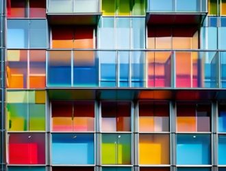 Эффективное утепление фасадов: Почему фасадные термопанели — ваш лучший выбор?