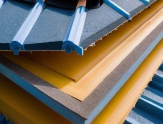 Эффективное утепление кровли: почему стоит выбрать пенопласт?