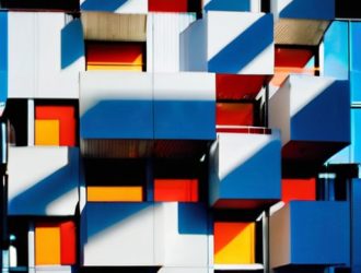 Энергоэффективные фасады: Как выбрать оптимальные решения для зданий с высокой температурой внутри