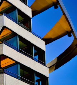 Фасадные конструкции для металлических каркасов: ключ к эстетике и энергоэффективности зданий