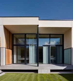 Как выбрать идеальную отделку фасада для солнечной стороны дома?