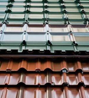 Металлочерепица или профлист: что выбрать для вашего строительного проекта?