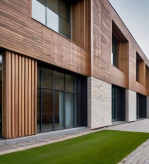 Натуральные материалы для фасадов: красота, долговечность и экология в одном решении