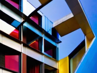 Правильный выбор отделки фасада: как климат влияет на долговечность и эстетику здания