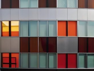 Стекловолокно для фасадов: преимущества, технологии и дизайнерские возможности