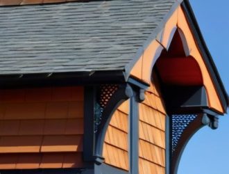 Выбор кровельного покрытия для сложных крыш: что важно учесть?