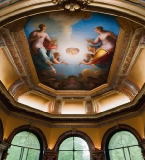 Искусство фресок на потолке: от древности до современности