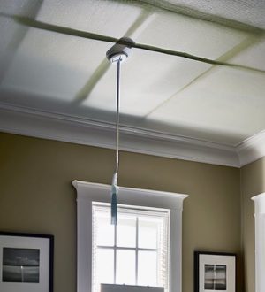 Как правильно покрасить потолок в спальне: шаг за шагом к идеальному результату