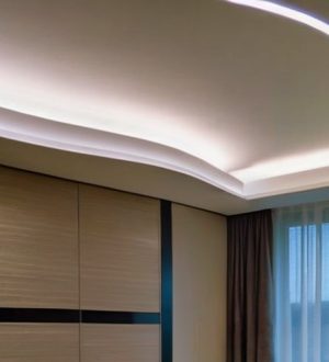 Как выбрать и установить потолок в ванной: практическое руководство для идеального ремонта