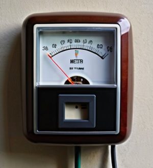 Как выбрать идеальный электросчётчик для дачи: от типов до функций