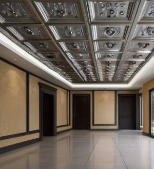 Потолочная плитка: История, Материалы и Дизайнерские Решения для Современного Интерьера