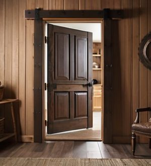 Правильный монтаж дверей в деревянных домах: ключ к долговечности и комфорту