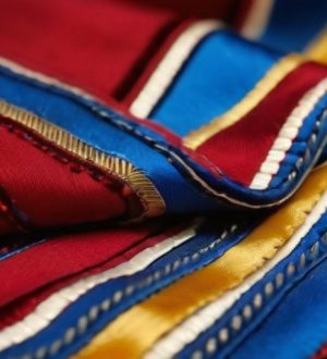 Цветные швы: Искусство, Технологии и Влияние на Стиль в Современном Дизайне