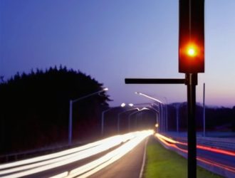 Автоматизация уличного освещения: как правильно подключить фотореле для эффективного управления светом