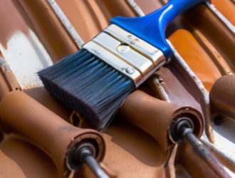 Покраска крыши из железа: как продлить срок службы и защитить от коррозии